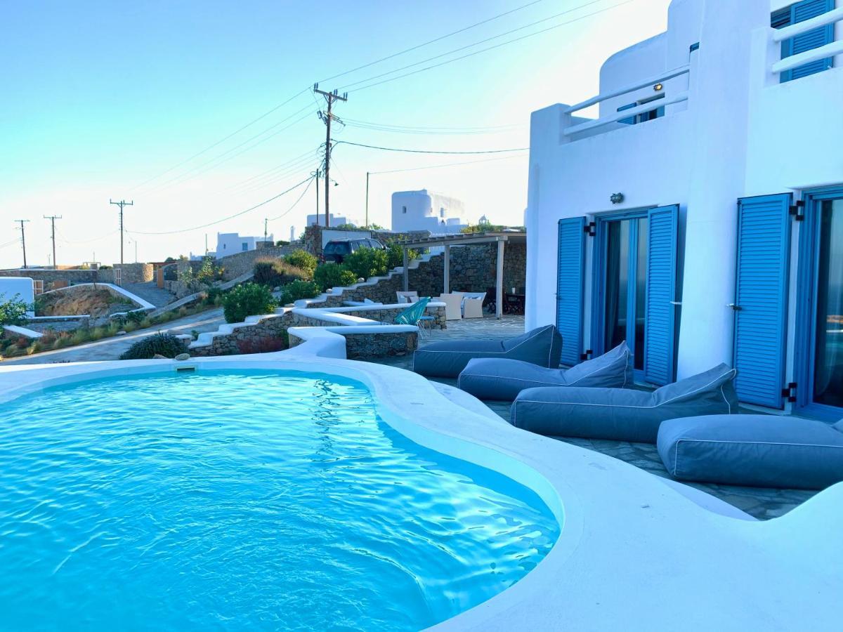 Villa Psarou Summer